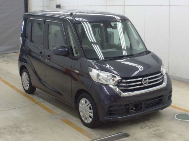 3016 Nissan Dayz roox B21A 2019 г. (NAA Osaka)